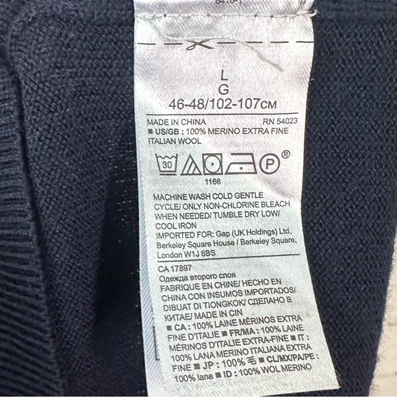 BANANA REPUBLIC X BARUFFA Italian Merino Wool Easy Care V Neck Sweater Navy L - Picture 5 of 5